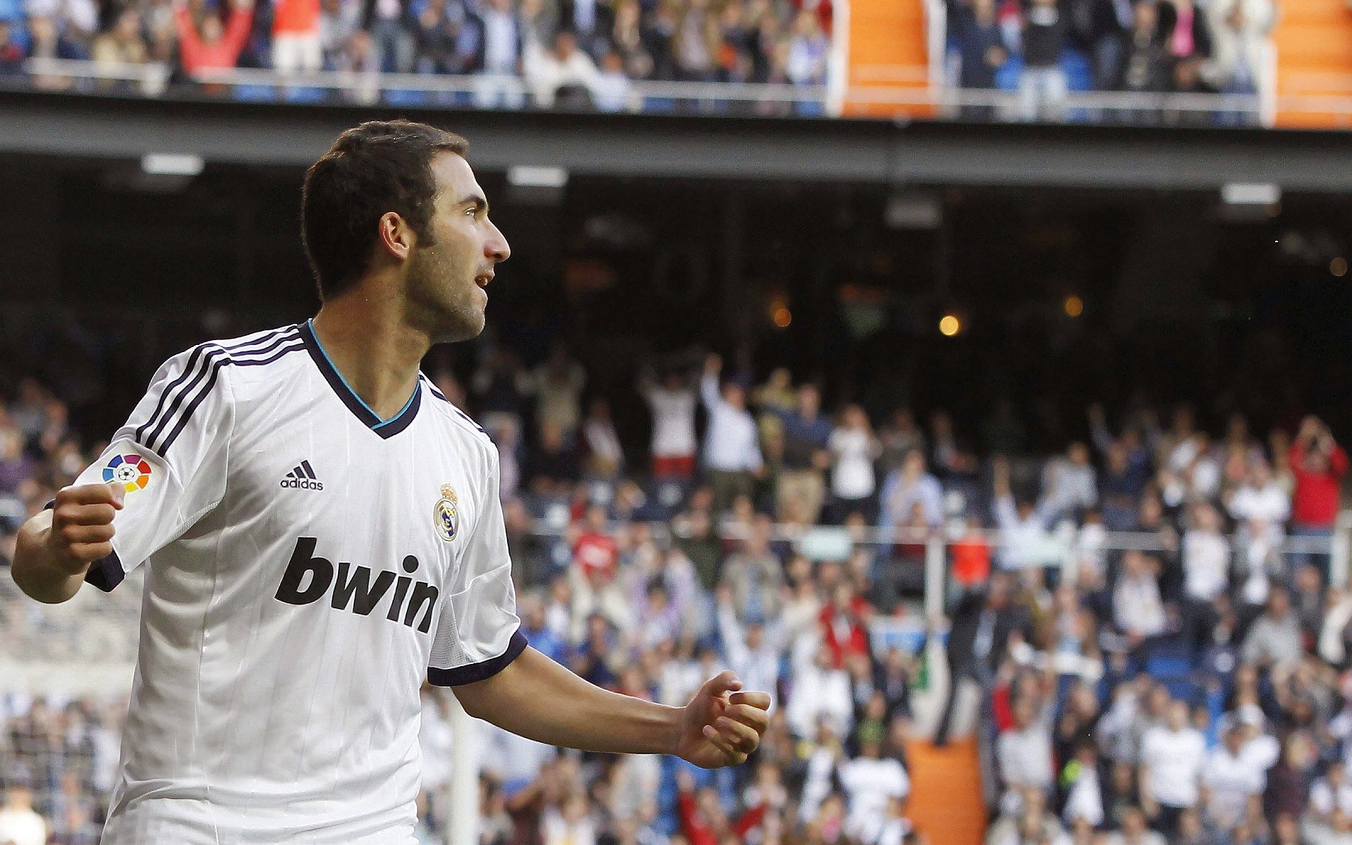 Jiu You-里昂主场击败对手，里昂新主场