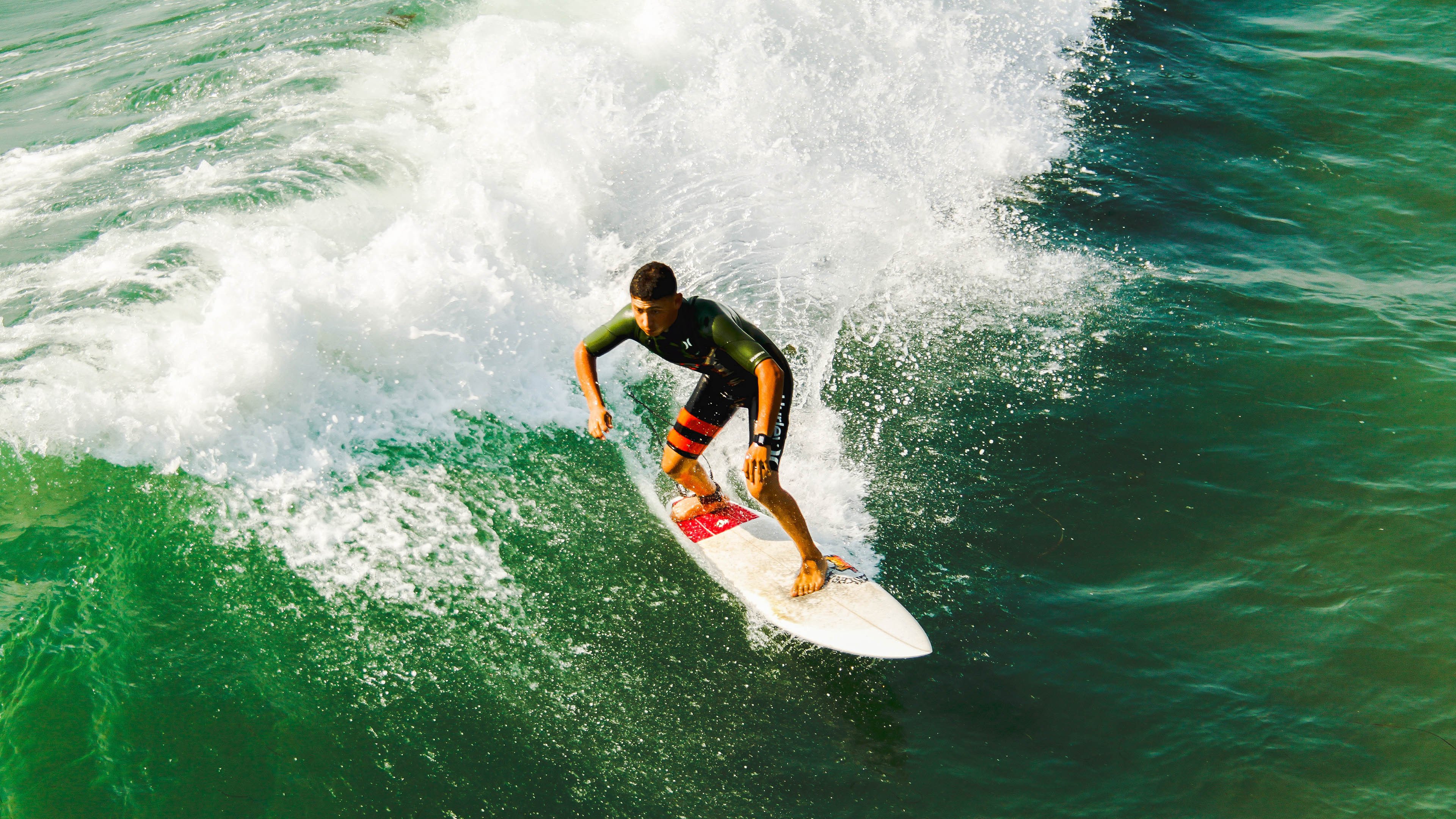 “华金·托比利亚的领导力与团队精神，帮助美洲狮队建立强大战术基础”