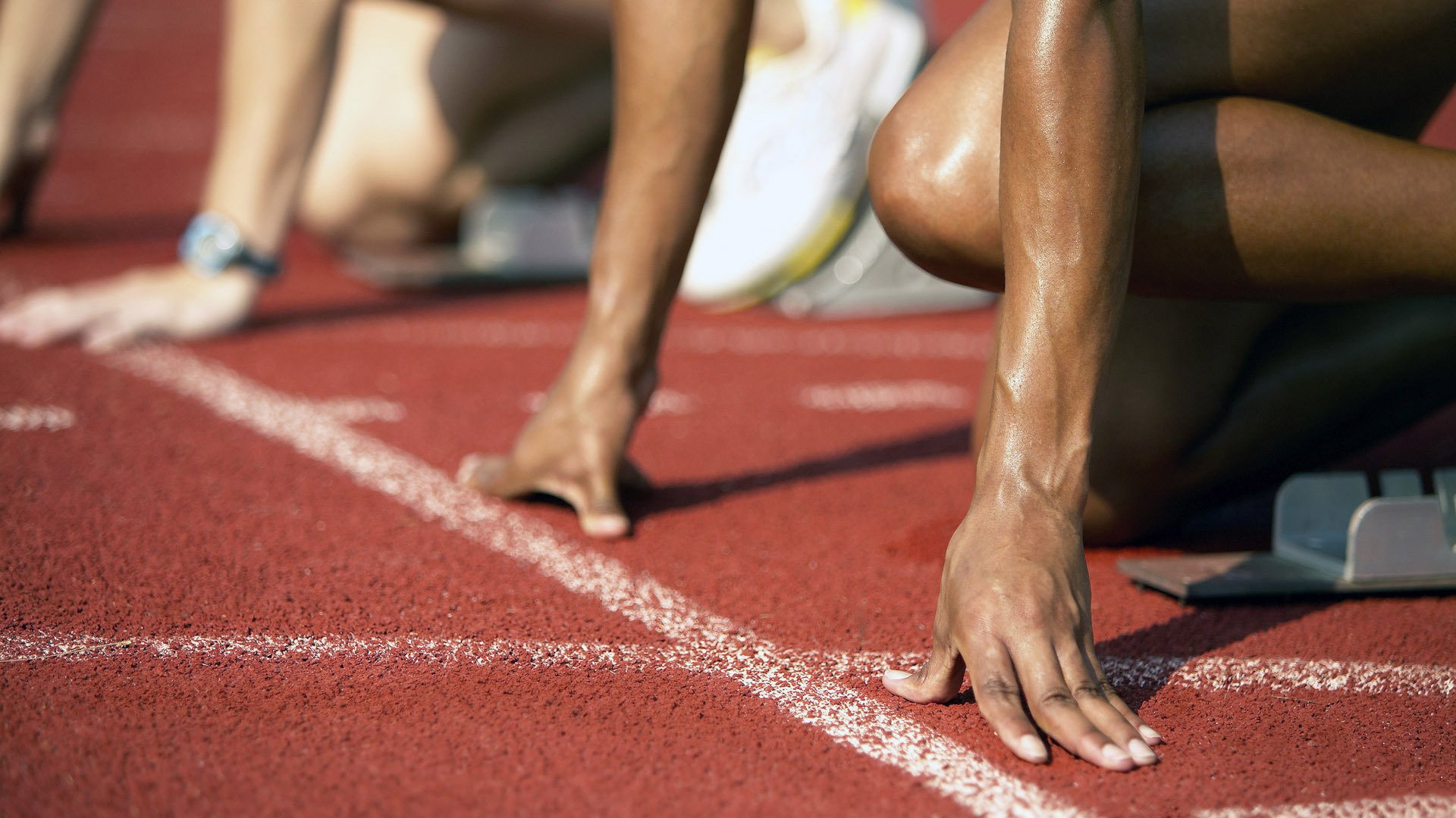 九游app下载中心-谷爱凌晒新雪服为赞助商打call，谷爱凌接受采访